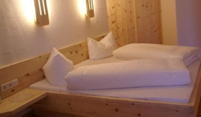 Kinderbauernhof Leneler Arzl im Pitztal Habitación foto